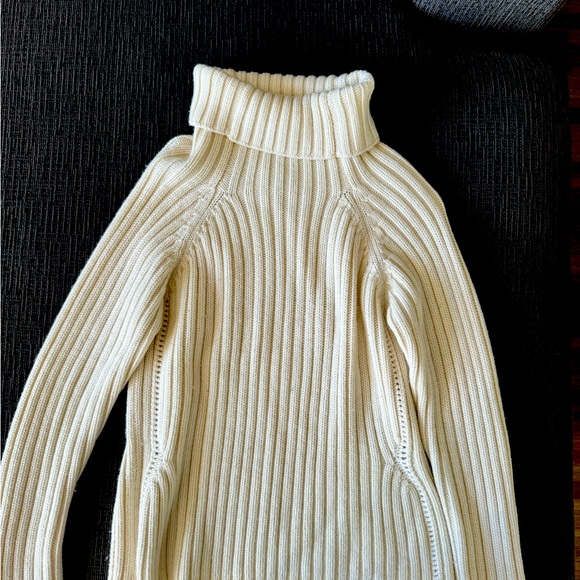 Cardigan - Picture 2 of 2
